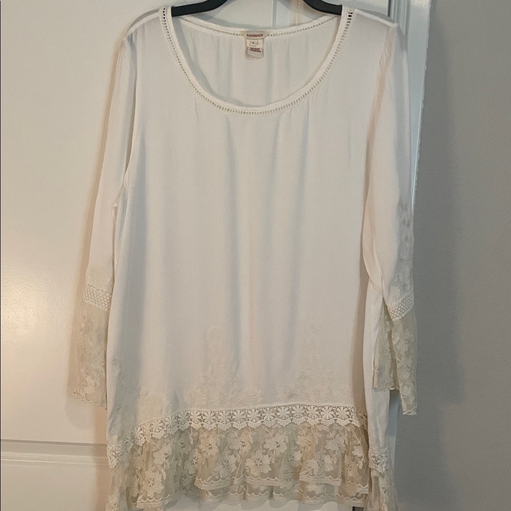 Soft Surroundings Ivory Scoop-Neck Lace Hem Tunic